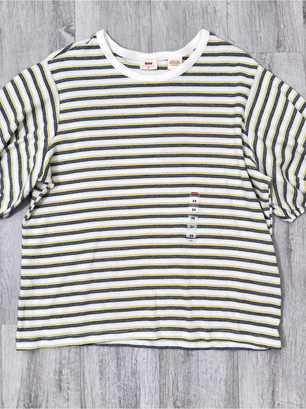 Levi's Women’s 2X White Black & Yellow Stripe Balloon Sleeve Cotton Top
